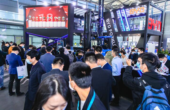 上海展臺搭建中如何精準(zhǔn)的獲得客戶？具體有哪些方法？
